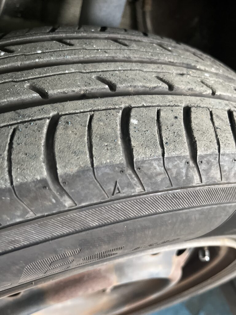 タイヤ